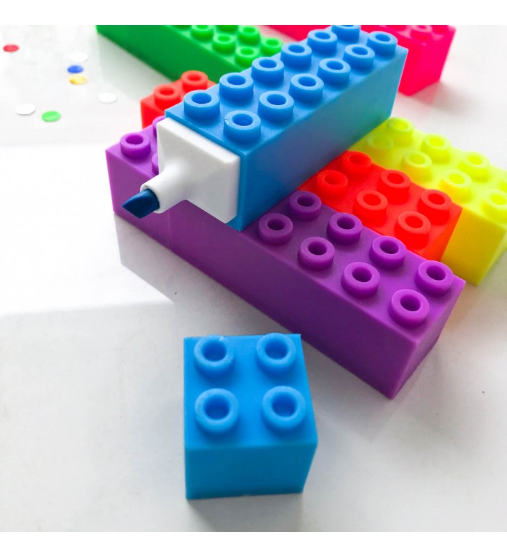 Разноцветные маркеры "Лего"