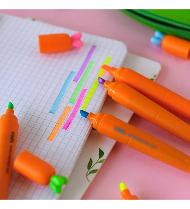 Набор разноцветных маркеров "Carrot"